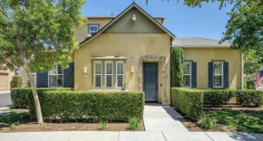 California Dream Cottage with 3 Bedrooms in Harlan Ranch